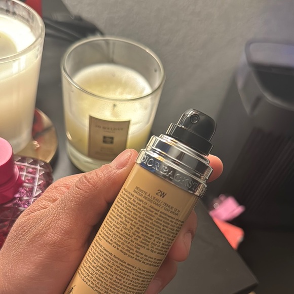 Dior Airflash Spray Foundation - Tan - Picture 3 of 4